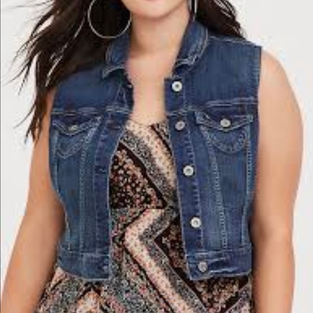 TORRID Dark Wash Denim Stretch Vest